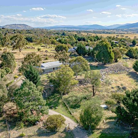 Mountain Lowry Lodge Jindabyne Exterior photo